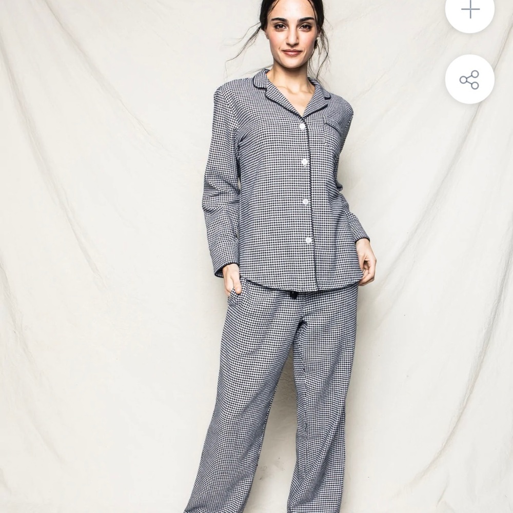 Petite Plume Women's West End Houndstooth Pajama Set